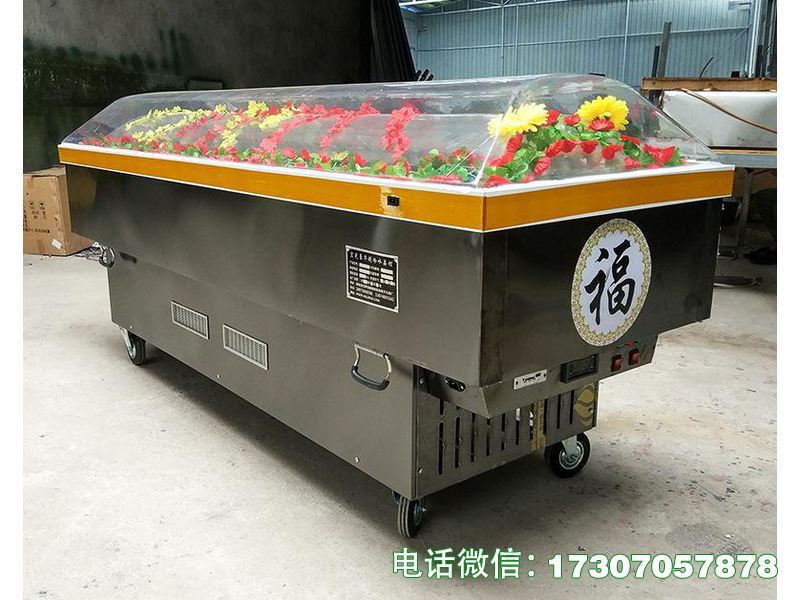 遗体冷藏水晶棺采用高清水晶盖板，恒温冷藏精准，便于亲友瞻仰，外观庄重，适配各类灵堂，兼具保鲜与仪式感，符合殡葬服务规范。