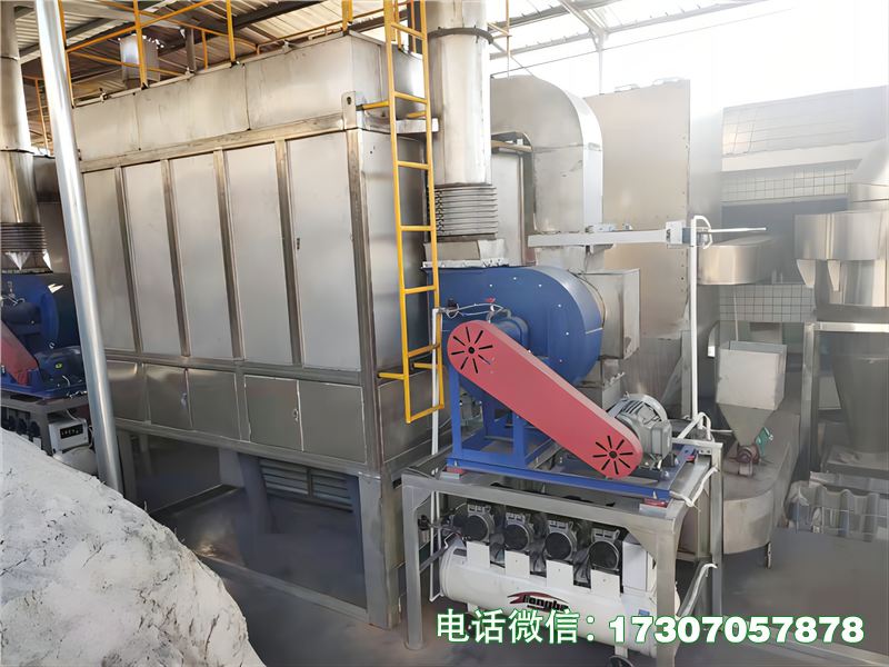 火化机尾气配套设备是殡葬火化专用尾气配套核心设备，专为火化机尾气处理主机配套设计，集成辅助净化、尾气输送、监测预警等功能，适配各类规格火化机，符合国家环保排放标准与殡葬行业规范，耐温耐腐蚀、运行稳定，操作便捷、维护简单，可与尾气处理主机协同工作，提升尾气处理效率，是殡仪馆火化机尾气处理的必备配套设备。